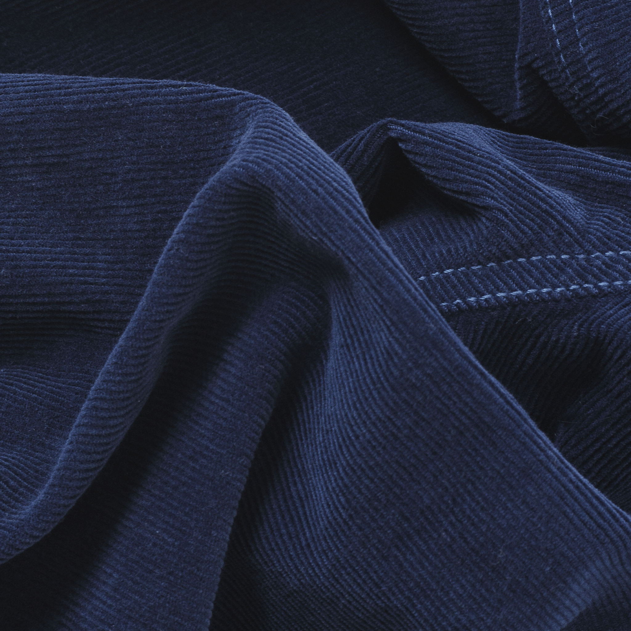 ノータックテーパードパンツ 23215030