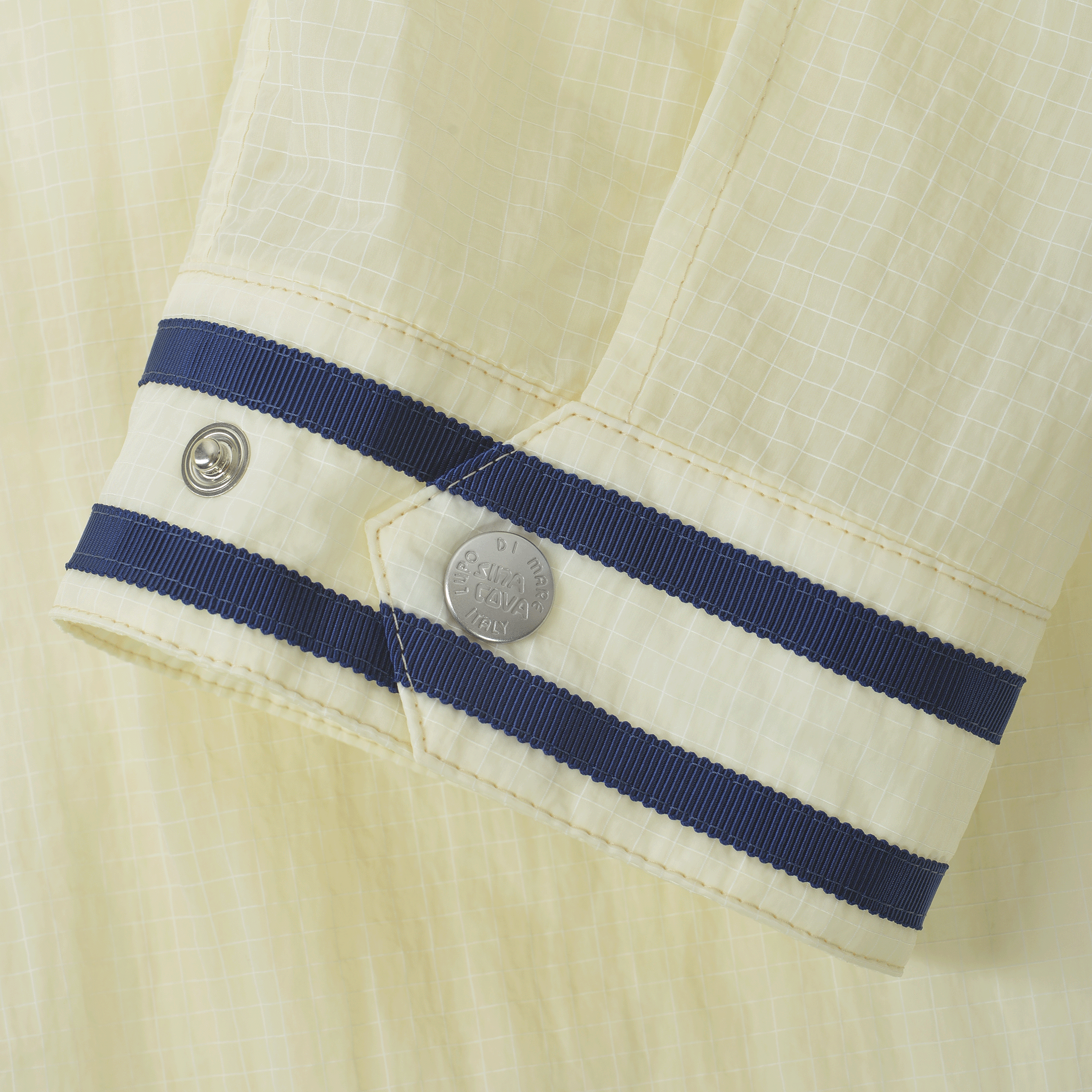 ウィンドブレーカー 26113060