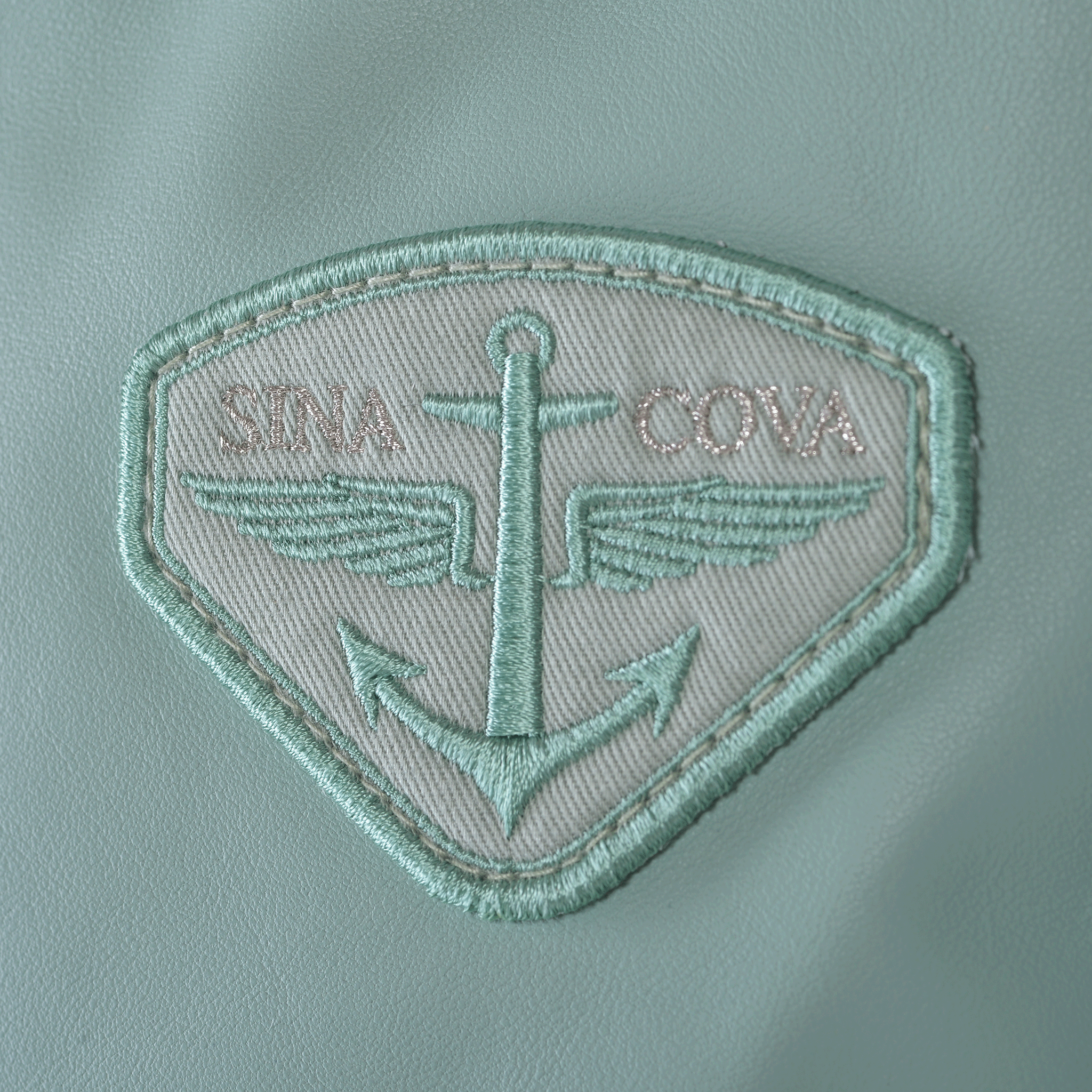 フード付きレザージャケット 25223910