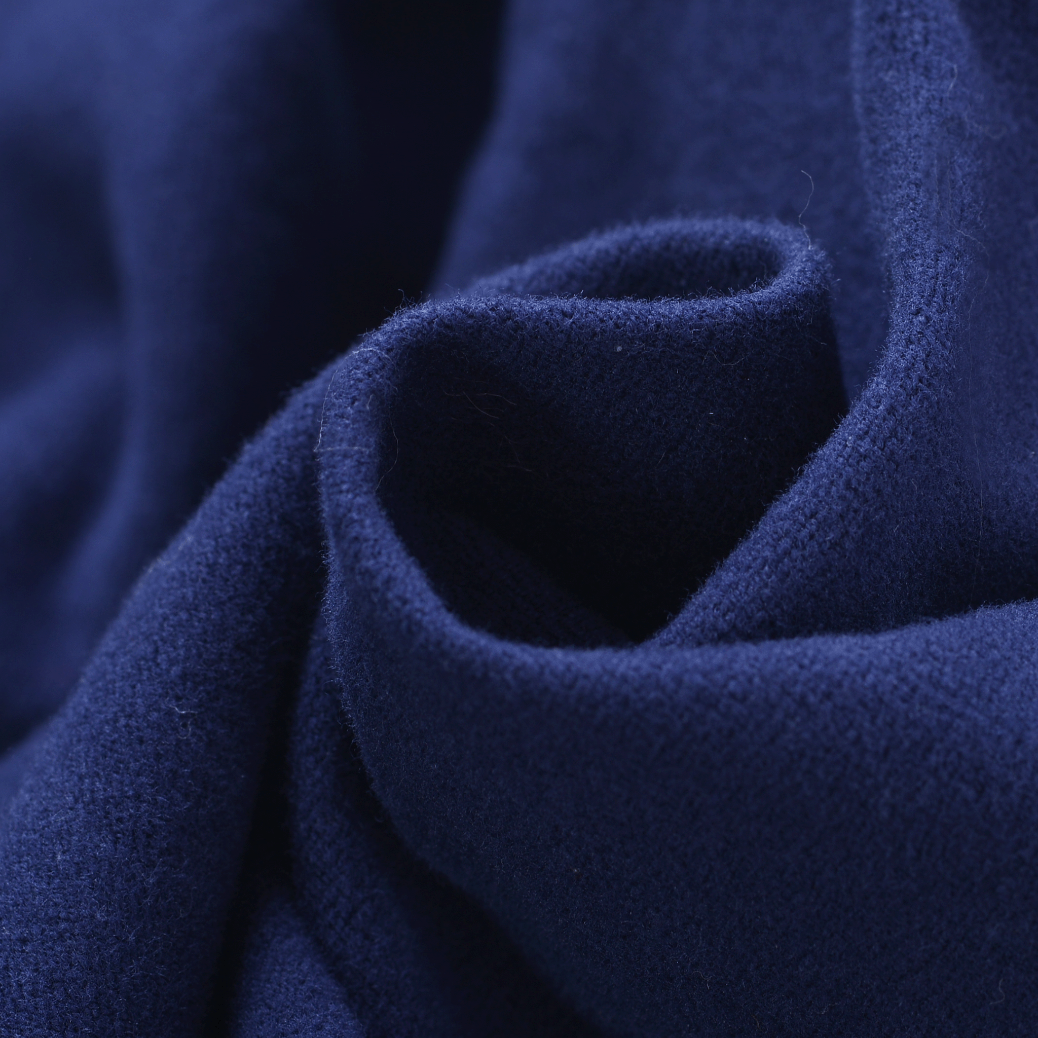 ノータックテーパードパンツ 25215010