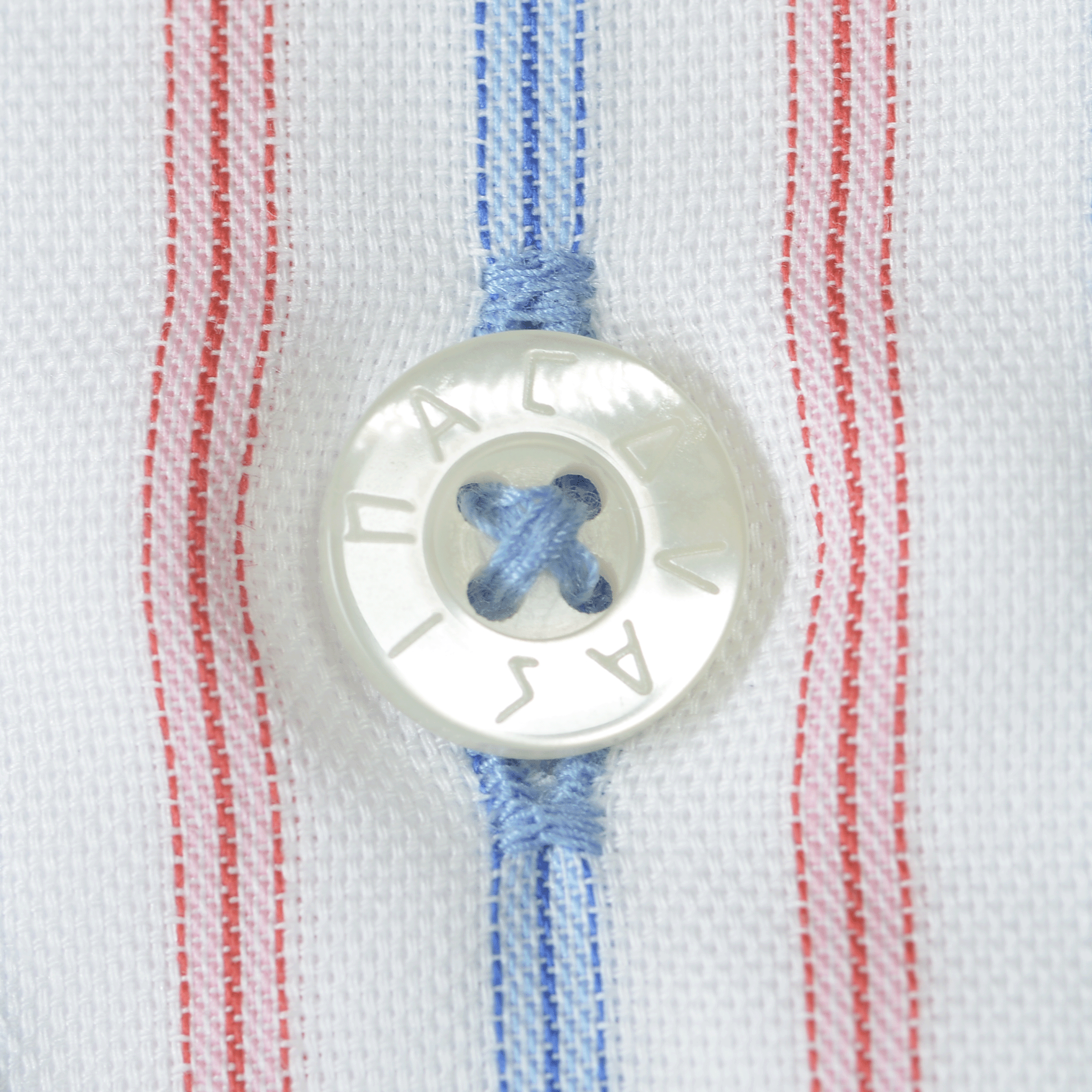 Long-sleeved button-down shirt 26114020